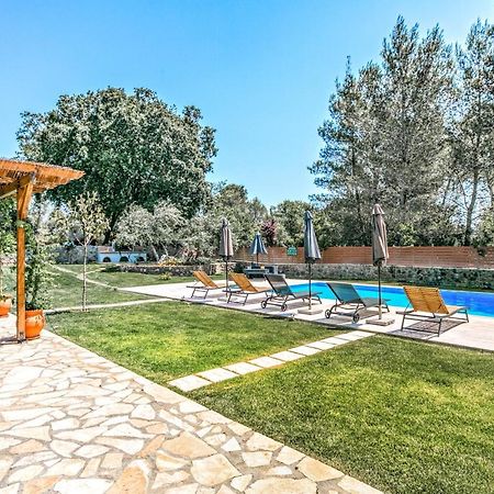 Filia Stone Villa Gouvia Exterior photo