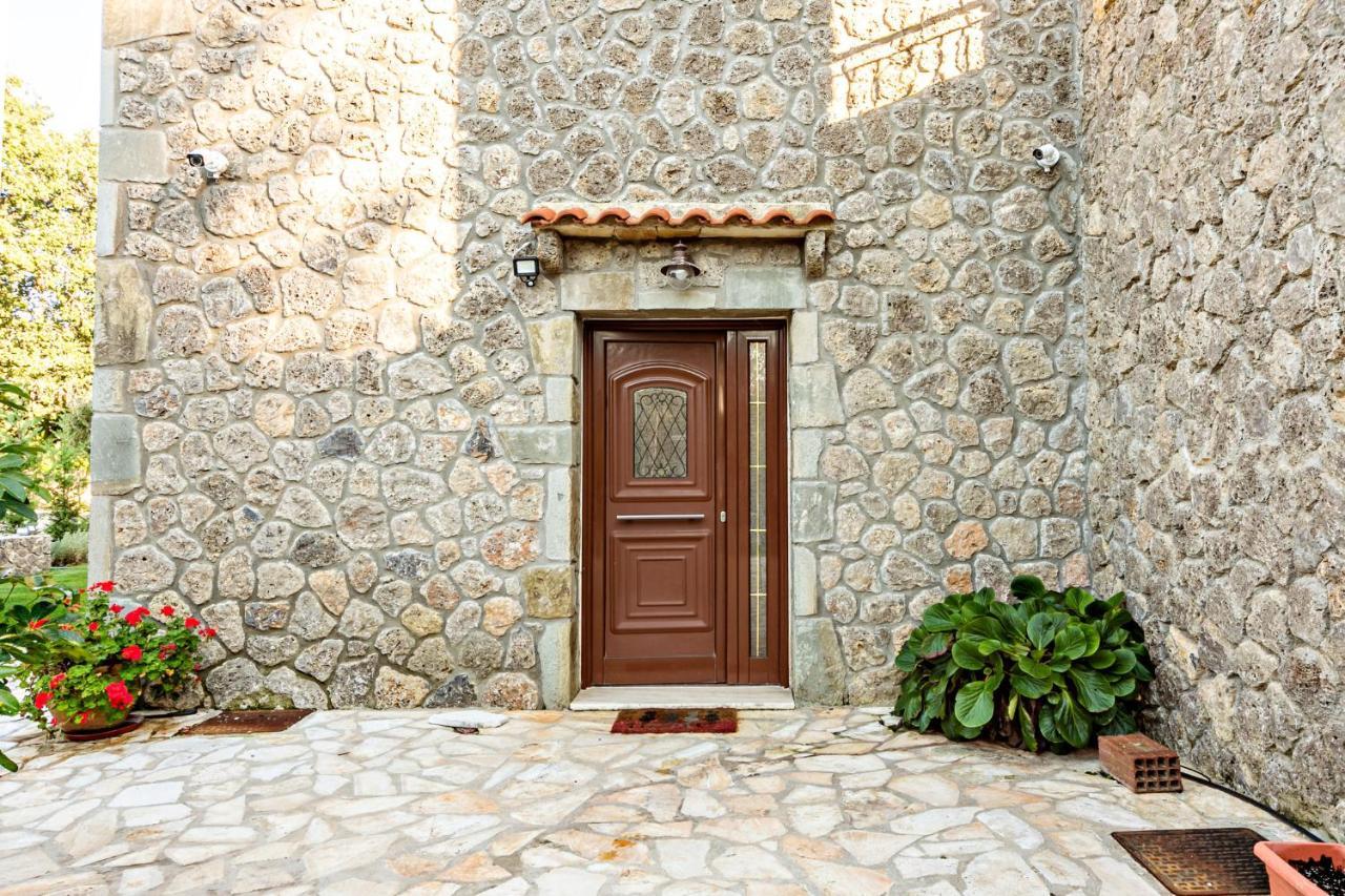 Filia Stone Villa Gouvia Exterior photo
