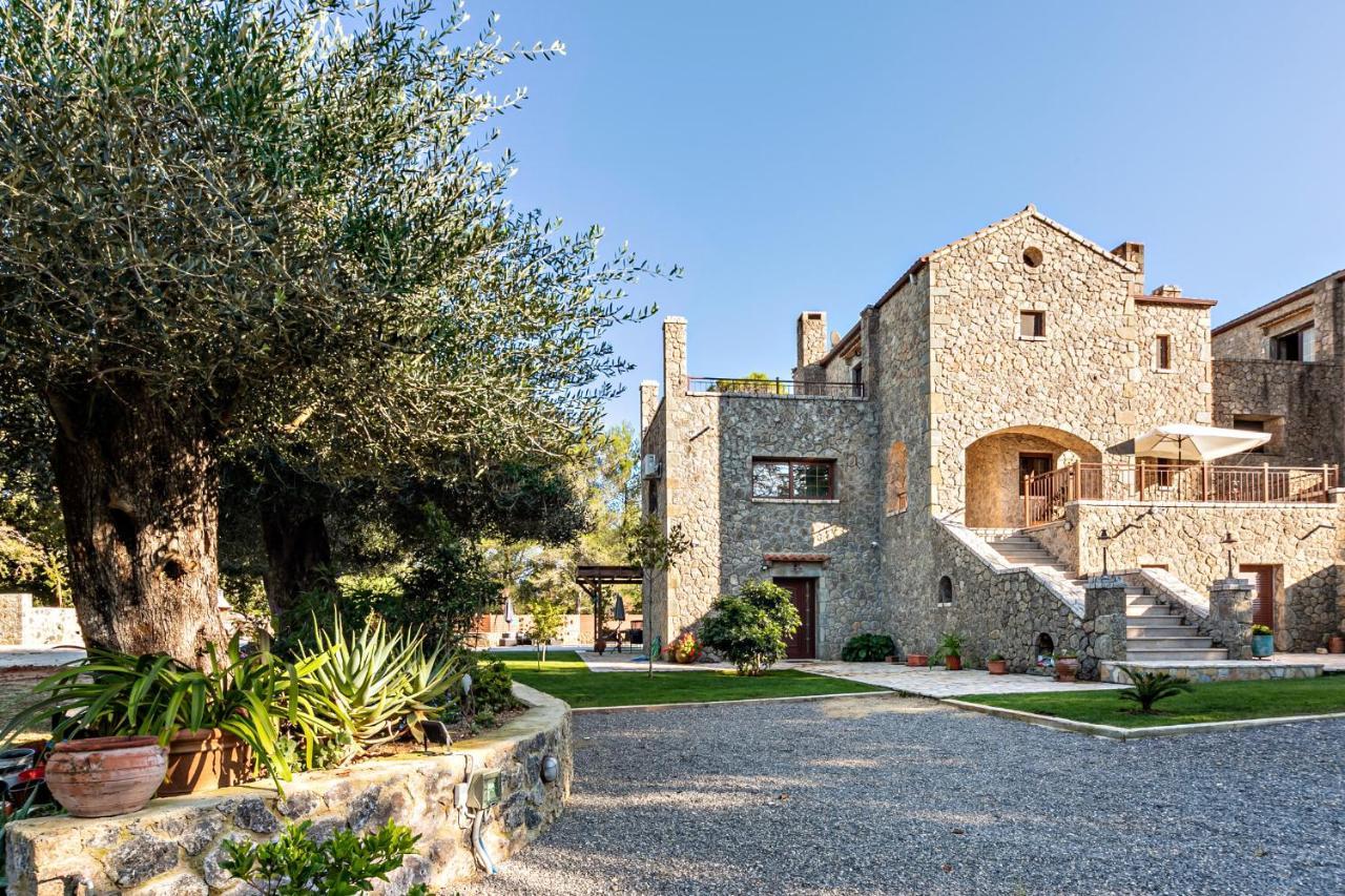 Filia Stone Villa Gouvia Exterior photo