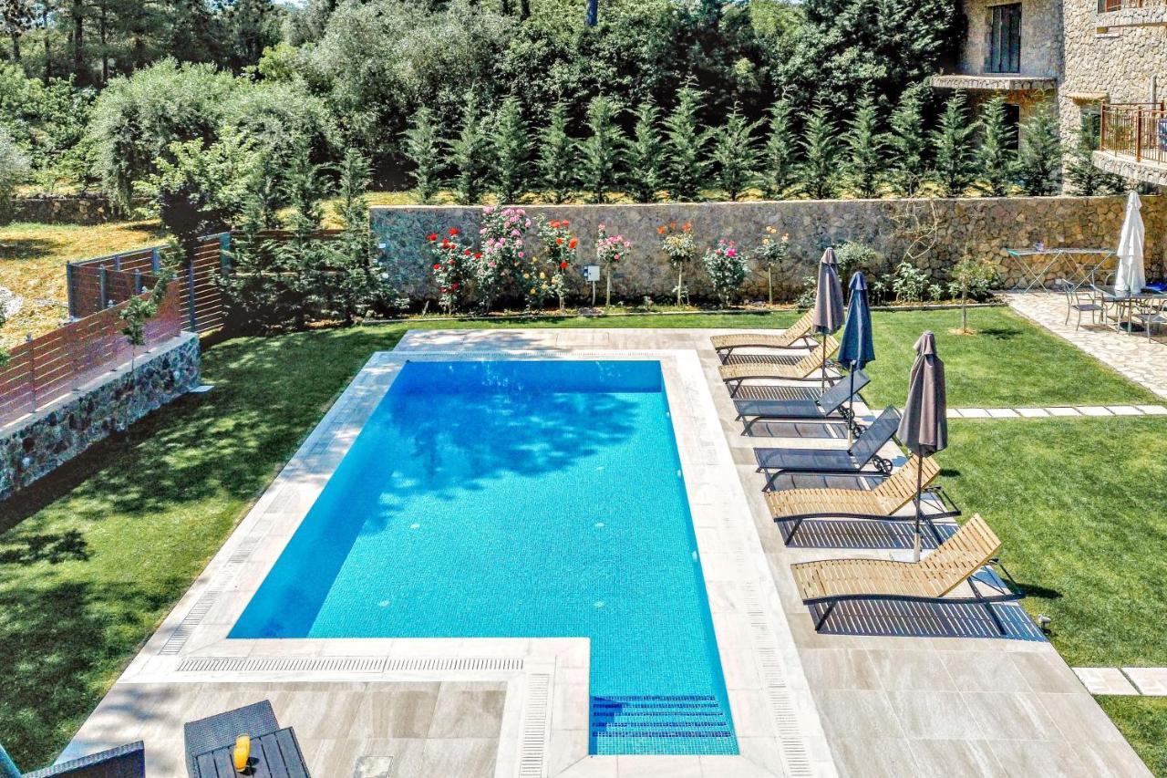 Filia Stone Villa Gouvia Exterior photo